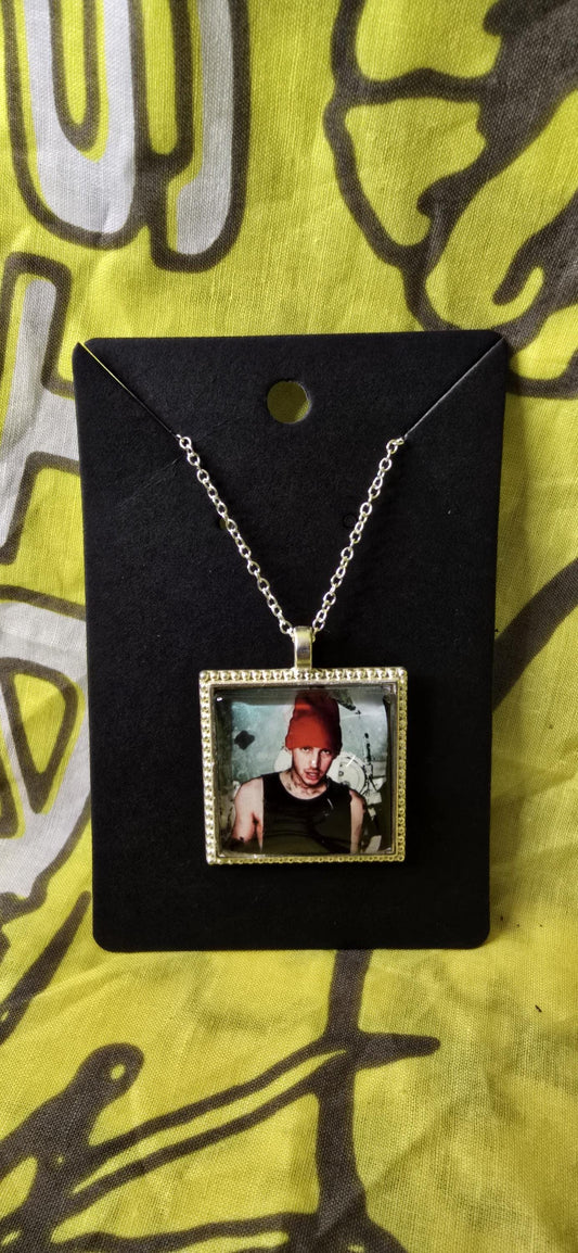 Beanie square - Necklace/Keychain